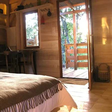 بيت للعطل Les Du Tertre *