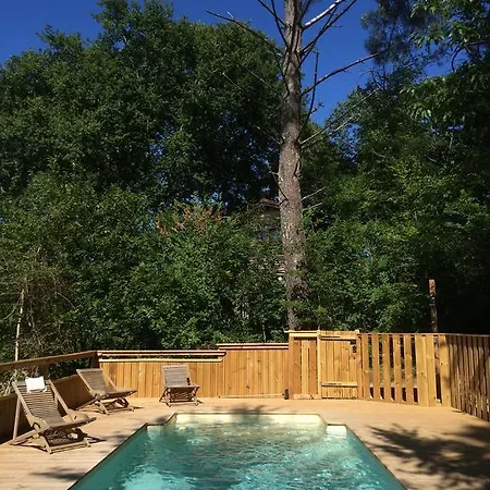 بيت للعطل Les Du Tertre