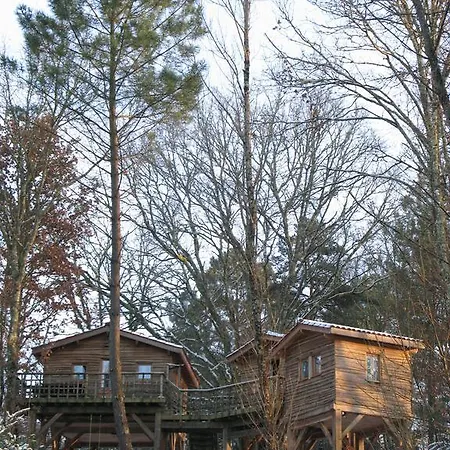 Les Du Tertre بيت للعطل